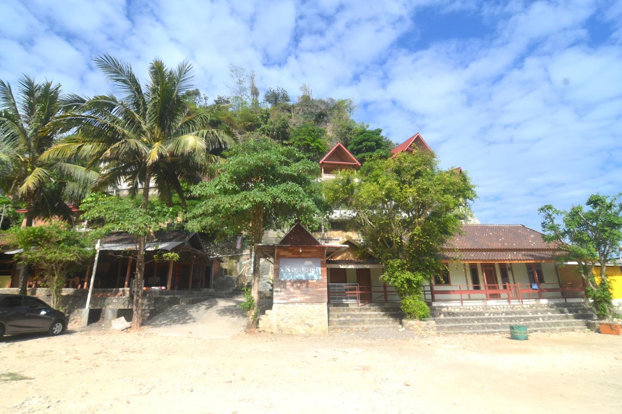 Villa Kopiori 요그야카르타 외부 사진